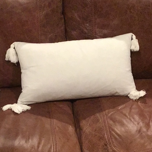 White Pillow Love - Picture 2 of 2